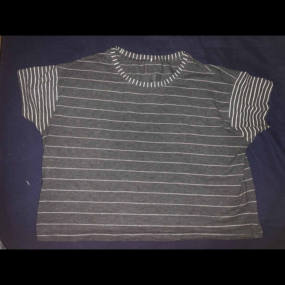 Lululemon Grey and White Striped Cropped t-shirt
